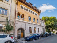 Carol Davila 4 camere Parter/2 Vila interbelica Curte comuna 120 mp utili C. Dona 5